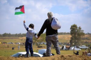 Israele lancia volantini invitando a lasciare Rafah