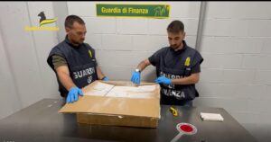 GdF Varese arresti e maxisequestro di di precursori di droga per 630 milioni di euro