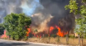 Inchiesta incendio Torre Spaccata: in pericolo di vita 4 soccorritori