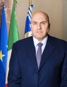 Ministro Crosetto: “quadro sicurezza deteriorato”