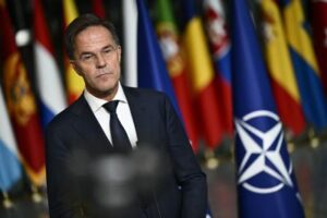 Rutte (NATO):  l’Ucraina deve poter colpire obiettivi militari in Russia